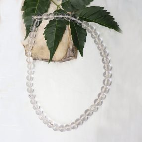 Clear quartz 18″ with 925 sterling silver hook